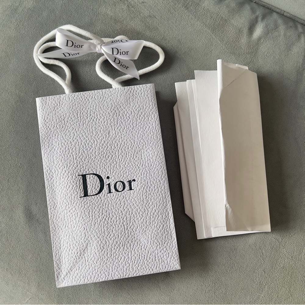 DIOR Shopping Bag 8.80x5.70x3.20 inches + Tissue + Ribbon